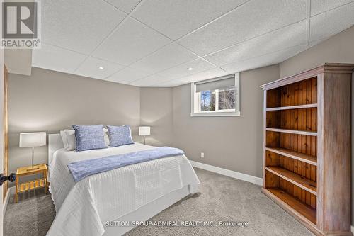 73867 Durand Avenue, Bluewater, ON - Indoor Photo Showing Bedroom
