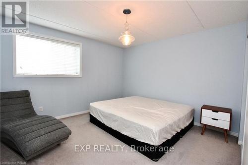 17 - 950 Highland Road W, Kitchener, ON - Indoor Photo Showing Bedroom