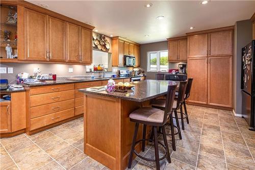 53114 65Th Street E, Brandon, MB - Indoor Photo Showing Kitchen