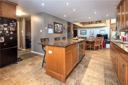 53114 65Th Street E, Brandon, MB - Indoor Photo Showing Kitchen