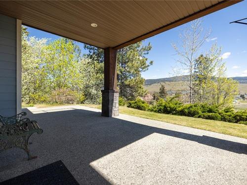 9837 Crofton Road, Lake Country, BC - Outdoor With Deck Patio Veranda