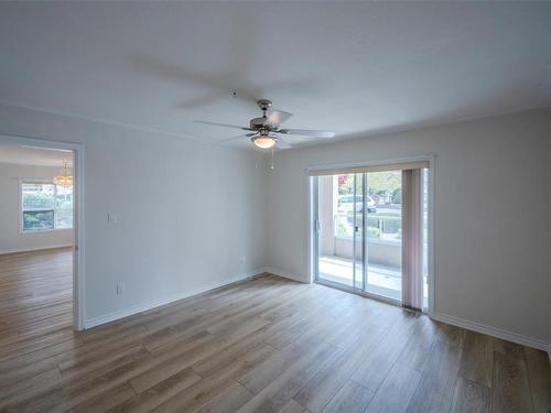 106-2245 Atkinson Street, Penticton, BC - Indoor Photo Showing Other Room