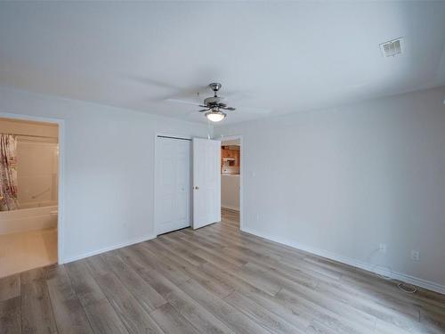 106-2245 Atkinson Street, Penticton, BC - Indoor Photo Showing Other Room