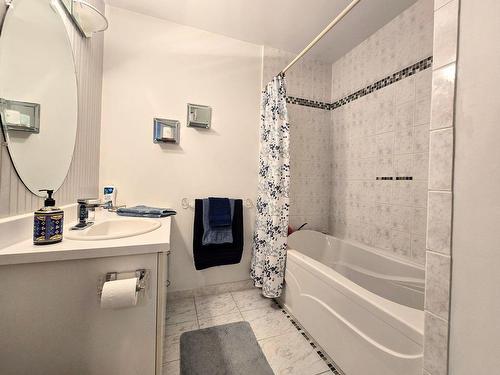 Bathroom - 1035 Rue Brosseau, Trois-Rivières, QC 