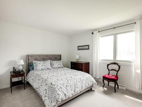 Chambre Ã  coucher principale - 109 Av. Cragmore, Pointe-Claire, QC - Indoor Photo Showing Bedroom