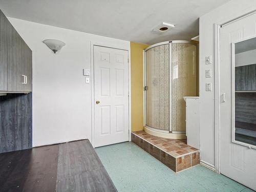 Chambre Ã Â coucher - 127 Rue Du Domaine-Caché, Lavaltrie, QC - Indoor Photo Showing Other Room