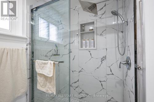 226 Phillip Murray Avenue, Oshawa, ON - Indoor Photo Showing Bathroom