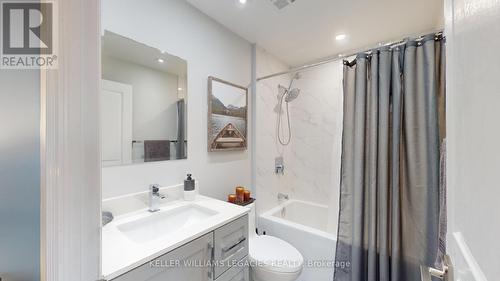 1001 - 2087 Lake Shore Boulevard W, Toronto, ON - Indoor Photo Showing Bathroom