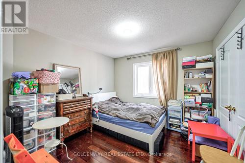 725 Millard Street, Whitchurch-Stouffville, ON - Indoor Photo Showing Bedroom