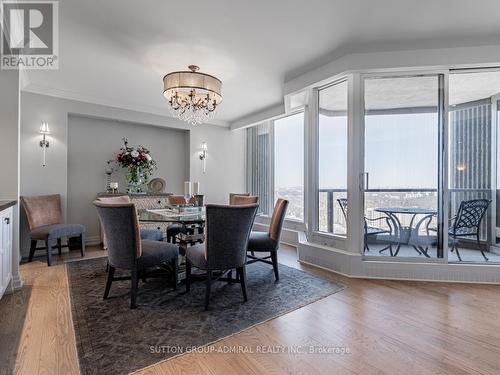 4304 - 2045 Lake Shore Boulevard W, Toronto, ON - Indoor Photo Showing Dining Room