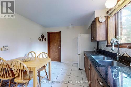 6050 Cedar Park Road, Clarington (Bowmanville), ON - Indoor Photo Showing Kitchen With Double Sink