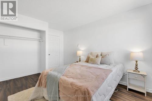 146 - 1100 Oxford Street, Oshawa, ON - Indoor Photo Showing Bedroom