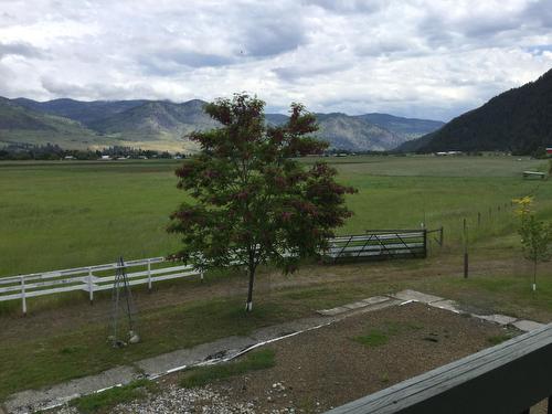 4950 Siminoff Road, Grand Forks, BC - Outdoor With View