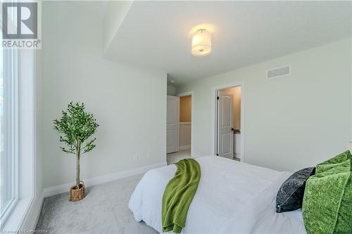 271 Grey Silo Road Unit# 65, Waterloo, ON - Indoor Photo Showing Bedroom