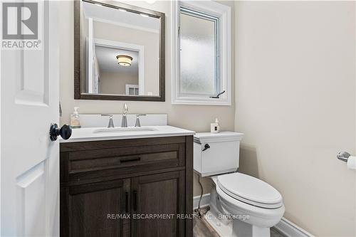 768 Old #8 Highway, Hamilton, ON - Indoor Photo Showing Bathroom