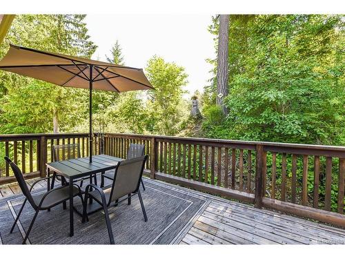 2910 Baird Rd, Courtenay, BC - Outdoor With Deck Patio Veranda With Exterior