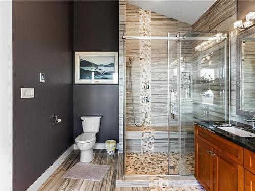 4189 Ridgeline Dr, Shawnigan Lake, BC - Indoor Photo Showing Bathroom