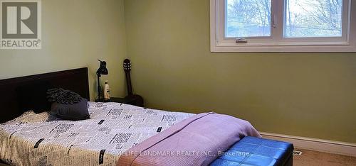 41 Pettet Drive, Scugog, ON - Indoor Photo Showing Bedroom