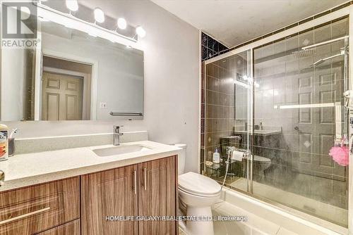 62 Peter Street, Markham, ON - Indoor Photo Showing Bathroom