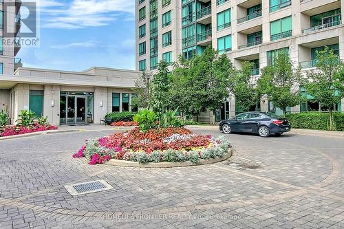 610 - 100 Promenade Circle, Vaughan, ON - Outdoor With Balcony With Facade
