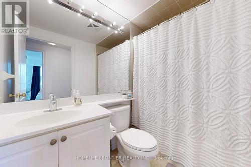 610 - 100 Promenade Circle, Vaughan, ON - Indoor Photo Showing Bathroom