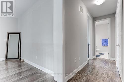 330 Wisteria Way, Oakville, ON - Indoor Photo Showing Other Room