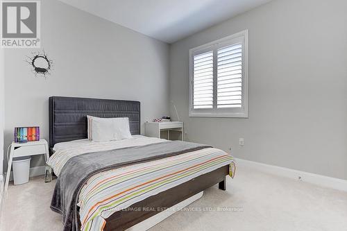 330 Wisteria Way, Oakville, ON - Indoor Photo Showing Bedroom