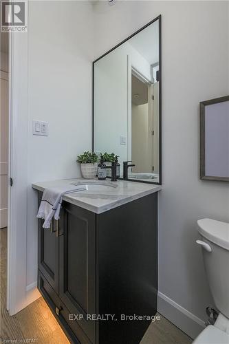 2684 Heardcreek Trail, London, ON - Indoor Photo Showing Bathroom
