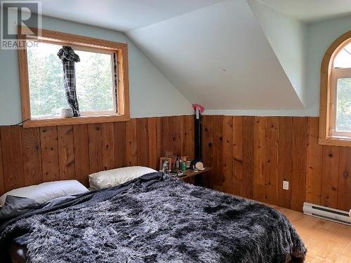 9306 Malaspina Rd, Powell River, BC - Indoor Photo Showing Bedroom