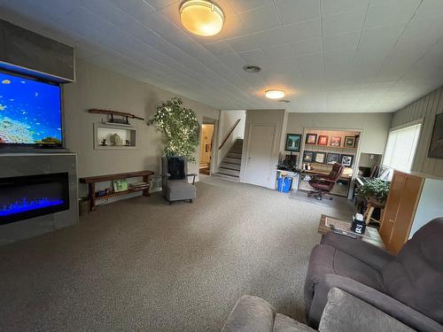 1201 Fell Street, Nelson, BC - Indoor Photo Showing Other Room