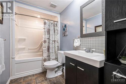 1410 Bellamy Street, Ottawa, ON - Indoor Photo Showing Bathroom
