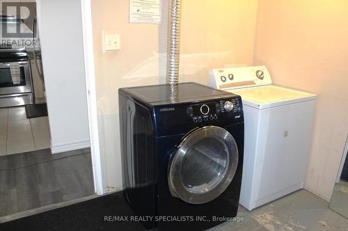 D25 - 12 Holdborn Drive, Kitchener, ON - Indoor Photo Showing Laundry Room