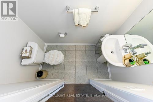 244 Kinsman Drive, Hamilton, ON - Indoor Photo Showing Bathroom