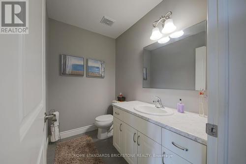 50 Abbott Street S, Strathroy-Caradoc, ON - Indoor Photo Showing Bathroom