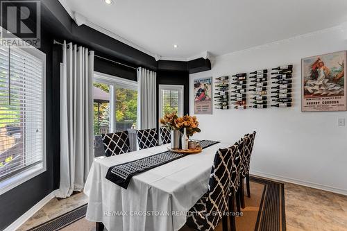 64 Westminster Circle, Barrie, ON - Indoor Photo Showing Dining Room