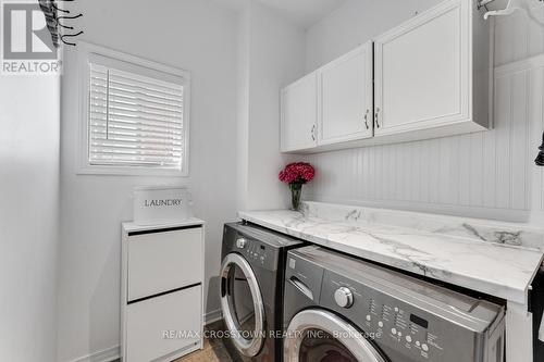 64 Westminster Circle, Barrie, ON - Indoor Photo Showing Laundry Room