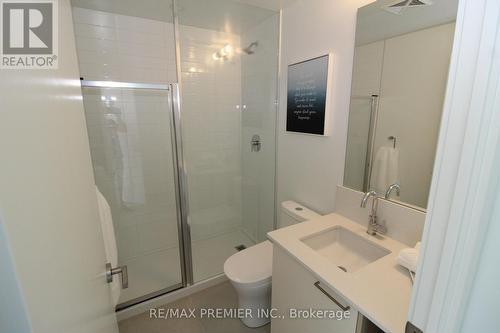 616 - 3005 Pine Glen Road, Oakville, ON - Indoor Photo Showing Bathroom