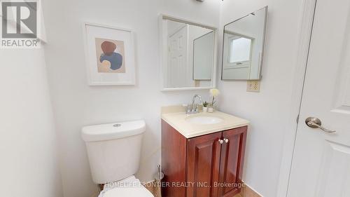 4203 Elora Dr, Mississauga, ON - Indoor Photo Showing Bathroom