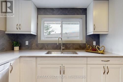 99 Cowans Crescent, Kawartha Lakes, ON - Indoor Photo Showing Kitchen With Double Sink