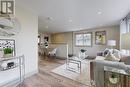 99 Cowans Crescent, Kawartha Lakes, ON  - Indoor Photo Showing Living Room 