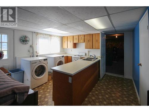 13059 Leer Subdivision, Dawson Creek, BC - Indoor Photo Showing Laundry Room