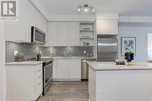 1509 - 4655 Glen Erin Drive, Mississauga, ON - Indoor Photo Showing Kitchen With Upgraded Kitchen