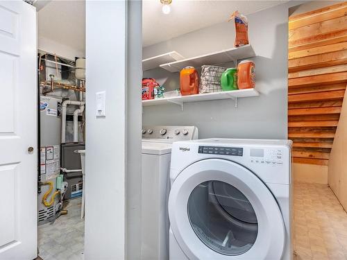 5678 Carrington Rd, Nanaimo, BC - Indoor Photo Showing Laundry Room