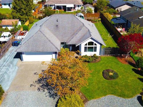 819 Patrick Dr, Parksville, BC - Outdoor