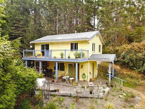 121 Whims Rd, Salt Spring, BC - Outdoor With Deck Patio Veranda