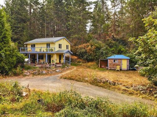 121 Whims Rd, Salt Spring, BC - Outdoor With Deck Patio Veranda