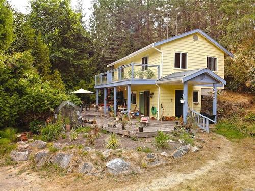 121 Whims Rd, Salt Spring, BC - Outdoor With Deck Patio Veranda