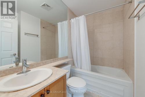 306 - 736 Spadina Avenue, Toronto, ON - Indoor Photo Showing Bathroom