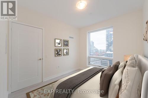 1407 - 28 Freeland Street, Toronto, ON - Indoor Photo Showing Other Room
