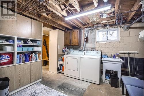 92 Crocus Drive, Toronto, ON - Indoor Photo Showing Laundry Room